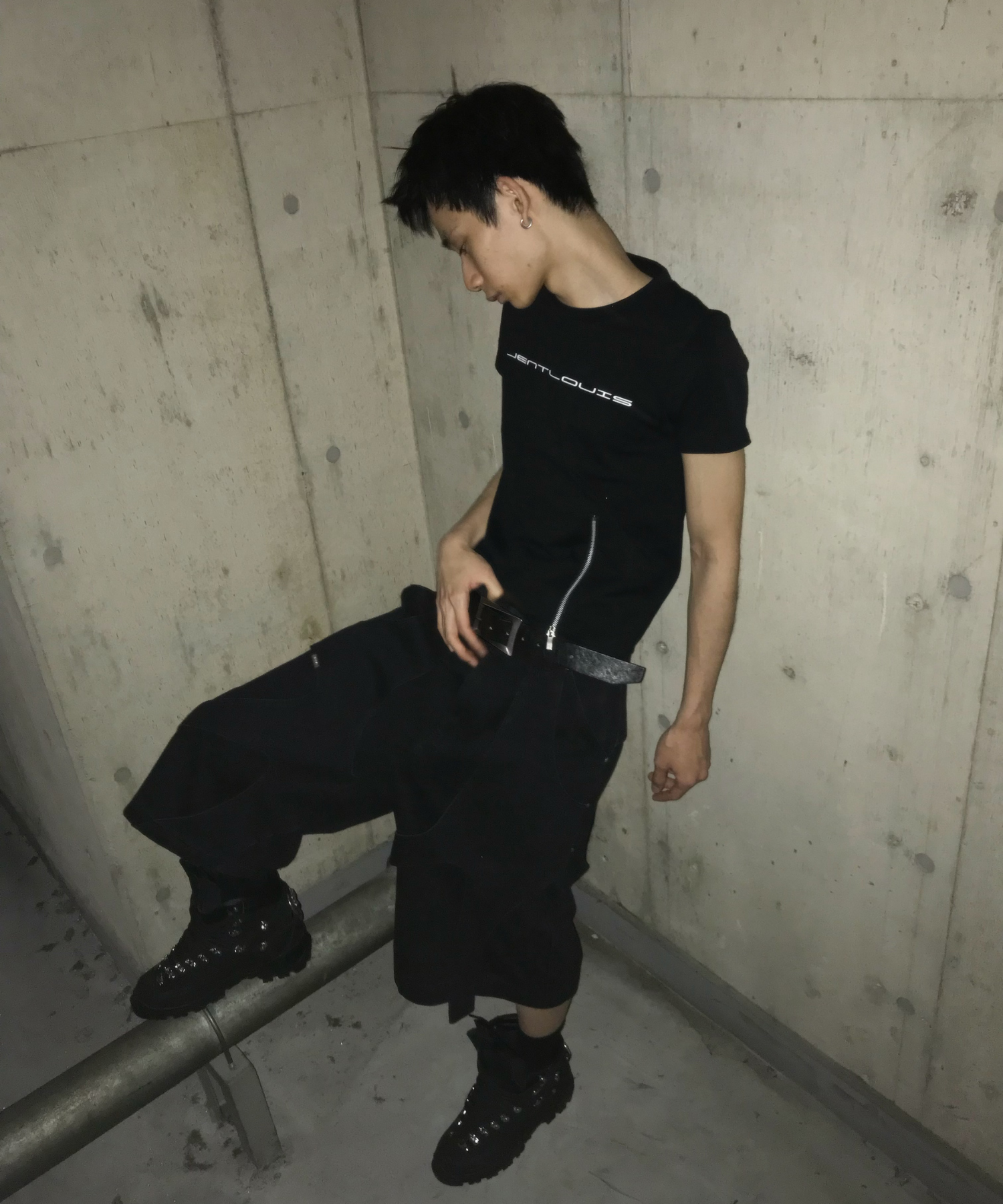 【Restock】JL Logo Zip Tee 3